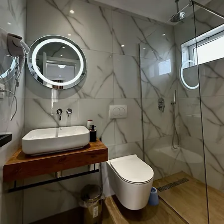 Lejlighedshotel Seli's Ksamil