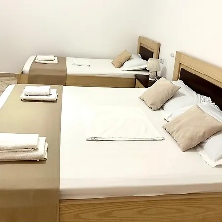 Lejlighedshotel Seli's Ksamil