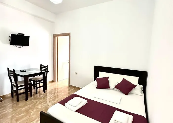 Seli's Hotel apartamentowy Ksamil